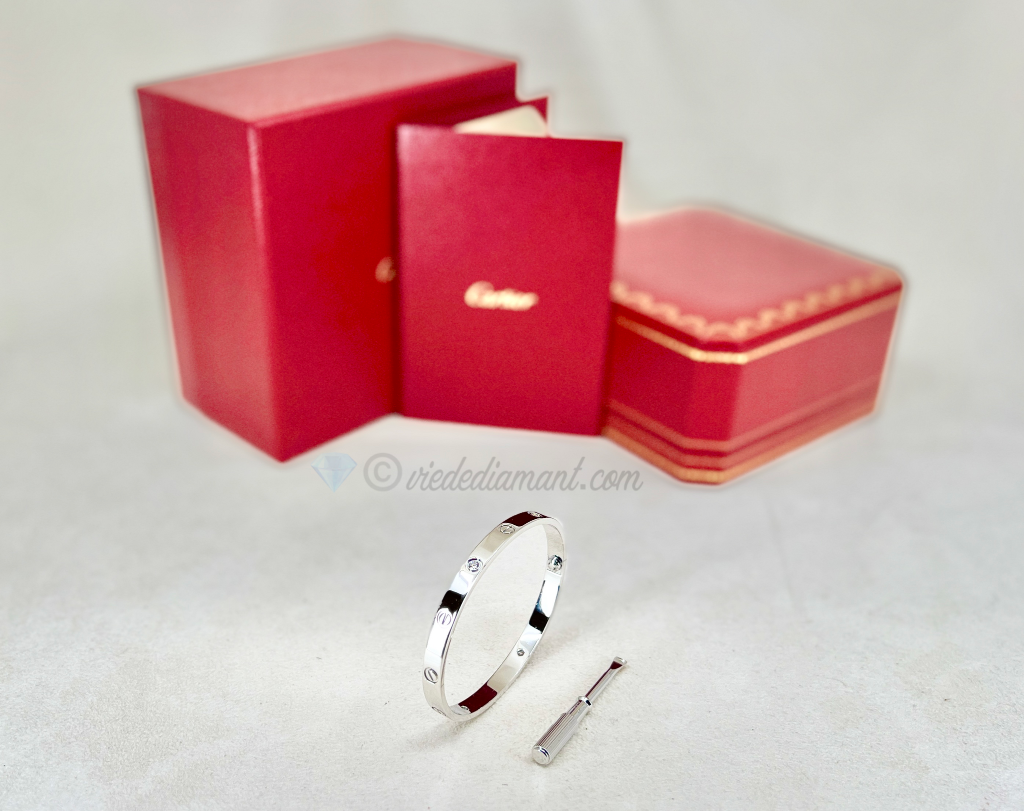 Pre owned Cartier Love Bracelet White Gold Size 19 4 Diamond