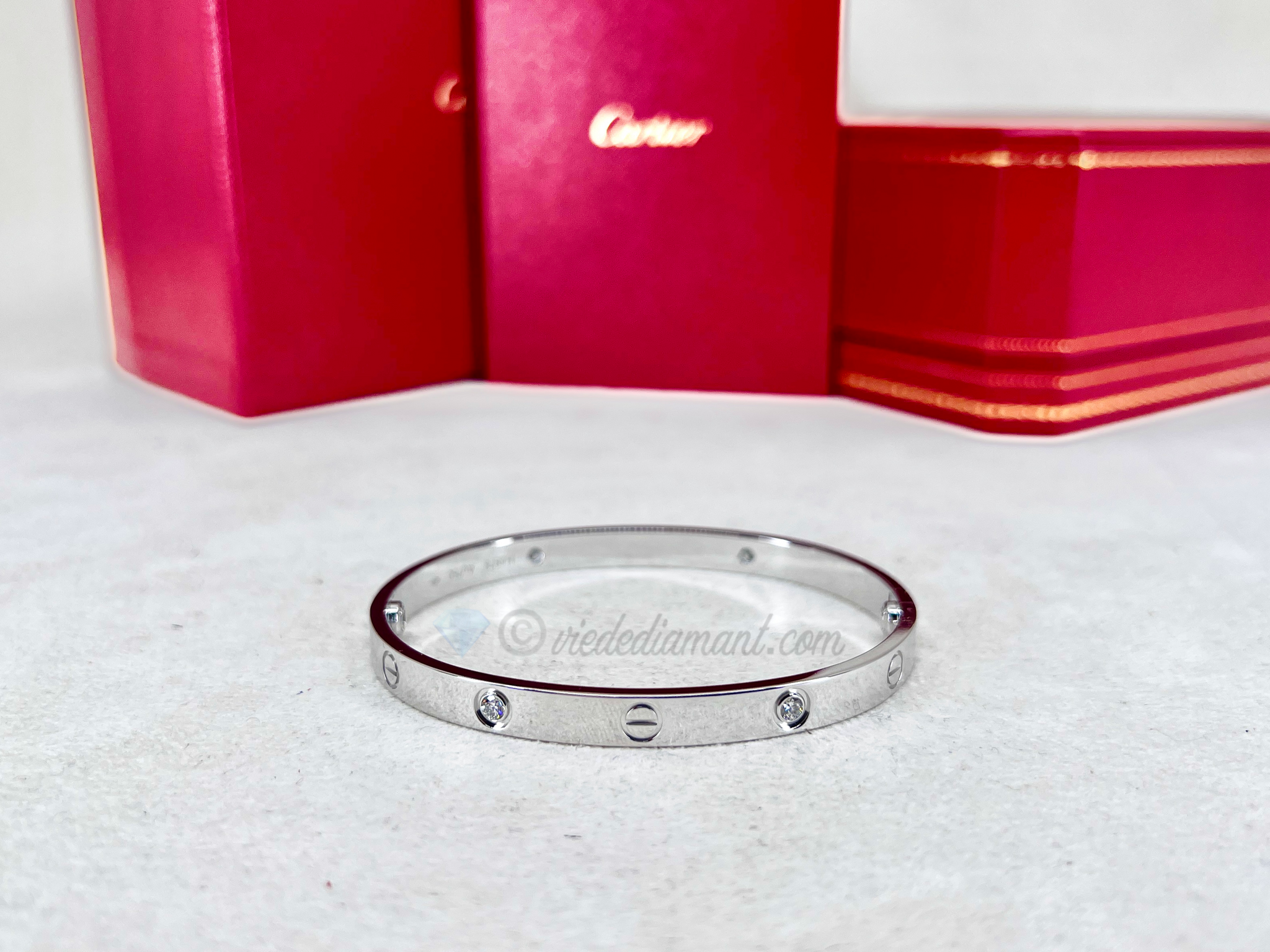 Cartier Love Bracelet in 18k white gold with full diamonds,